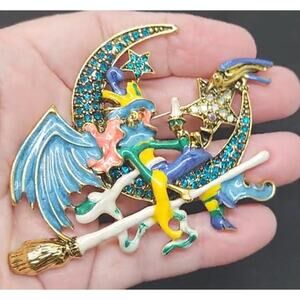 Rhinestone Witch on Broomstick Brooch: Halloween Dripping Oil Finish